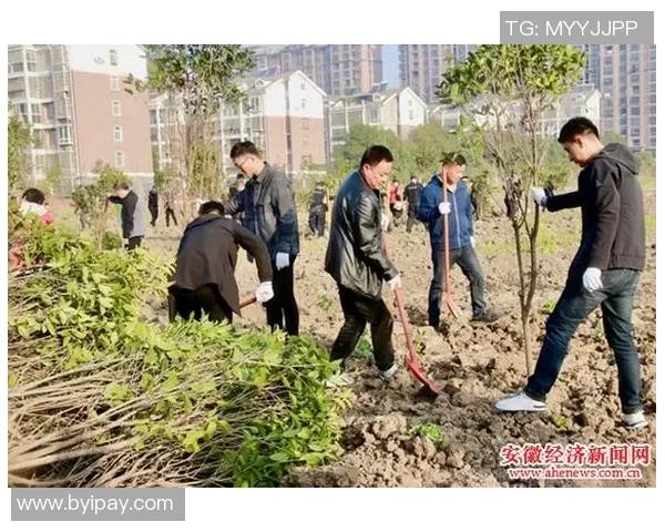 足球培土助力青少年成长与发展探索新路径与未来愿景